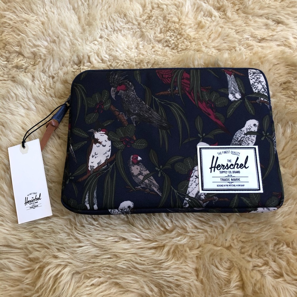 BRAND NEW Herschel Supply Co. iPad Case